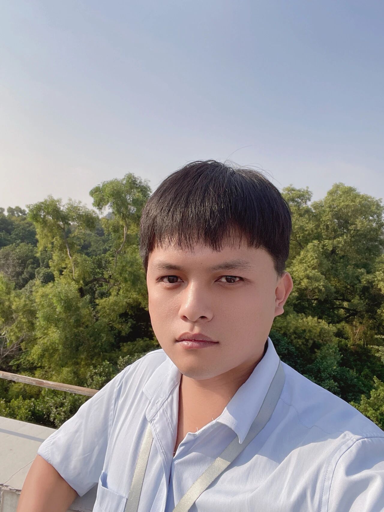 立锦纬.jpg